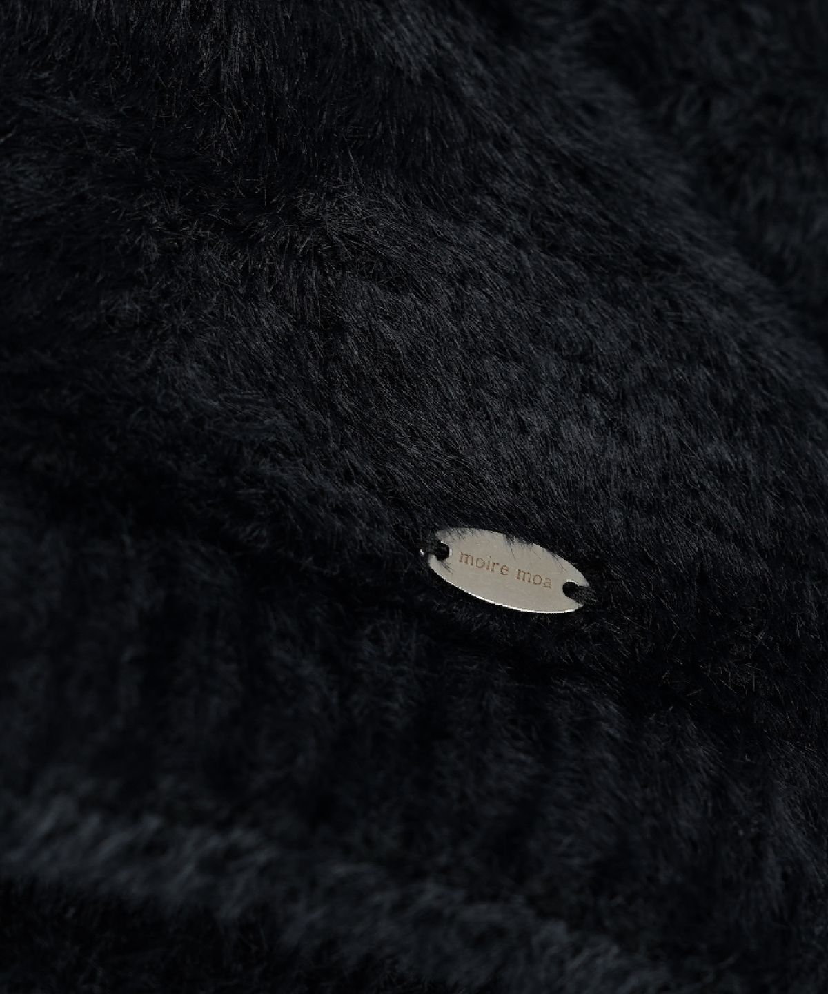 무아르모아(MOIREMOA) Neko Fluffy Beanie - Black