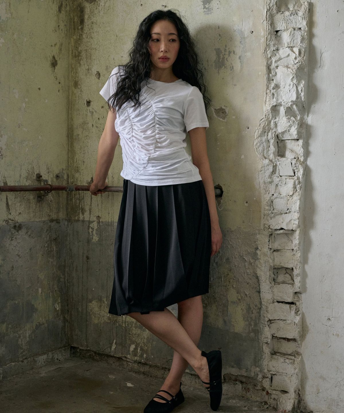오드페리(ODDPERI) Swirling t-shirt