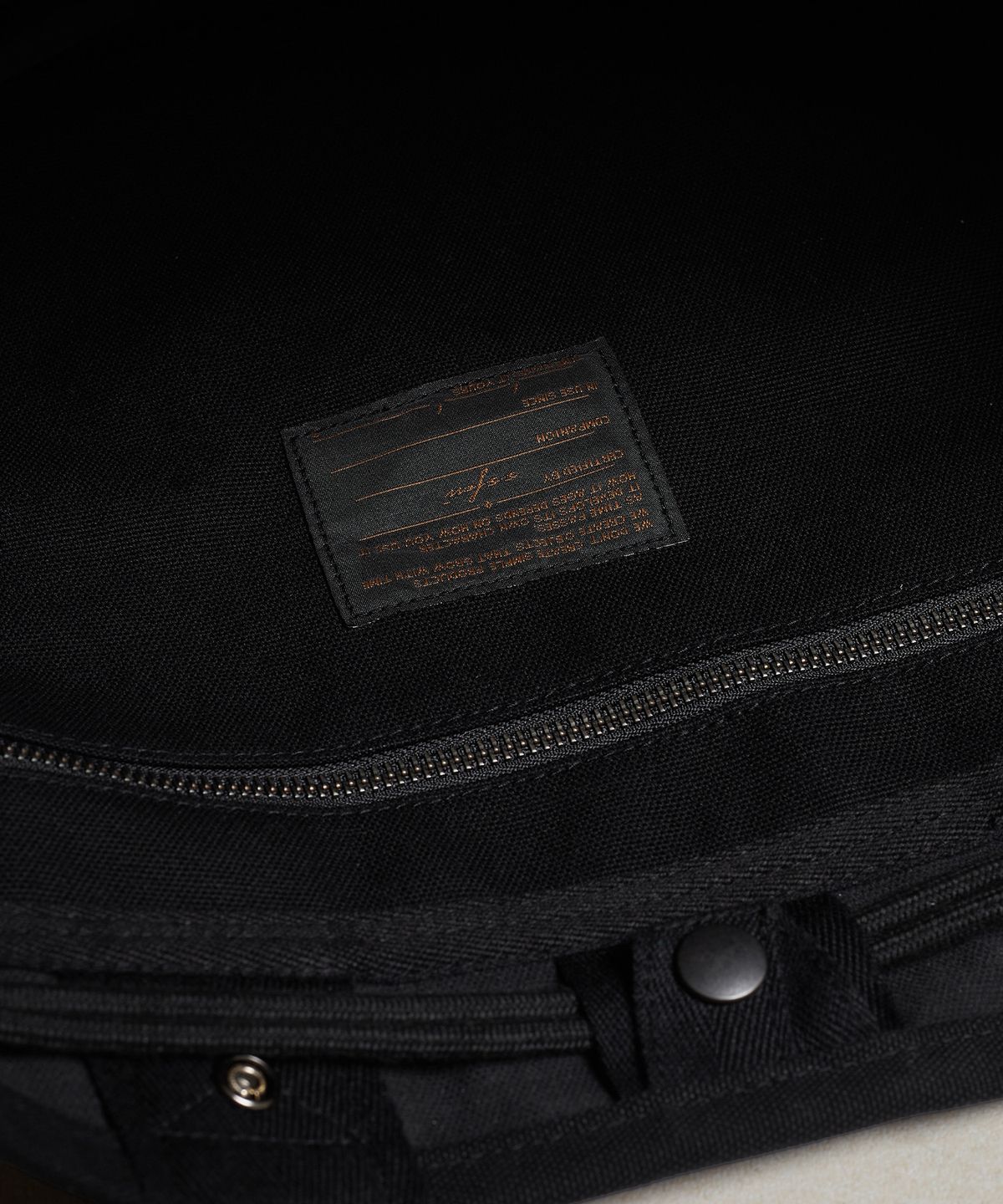 에스파이(ESFAI) UTILITY STRING TOTE BAG (BLACK)