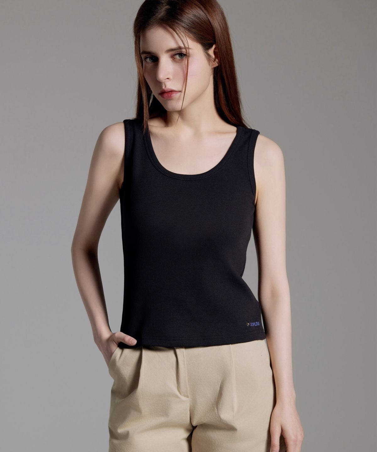 오드페리(ODDPERI) Eyelet sleeveless