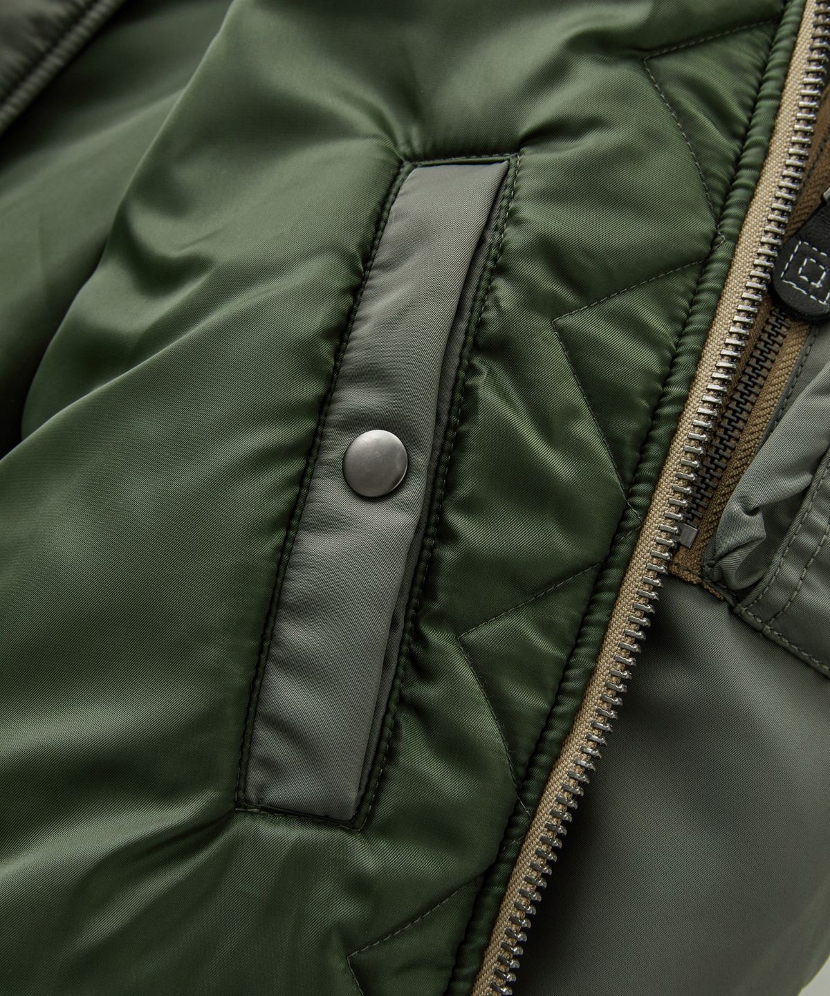 브론슨(BRONSON) 1958 MA-1 3rd Model Flight Jacket (Black Label)