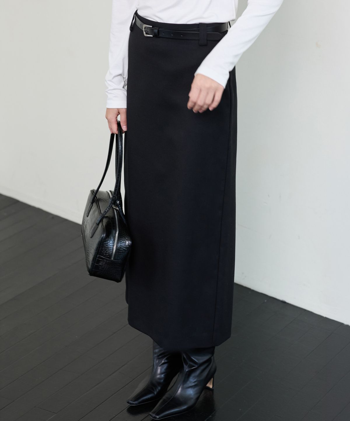 누토프(NUTOFFE) Column Skirt_Black