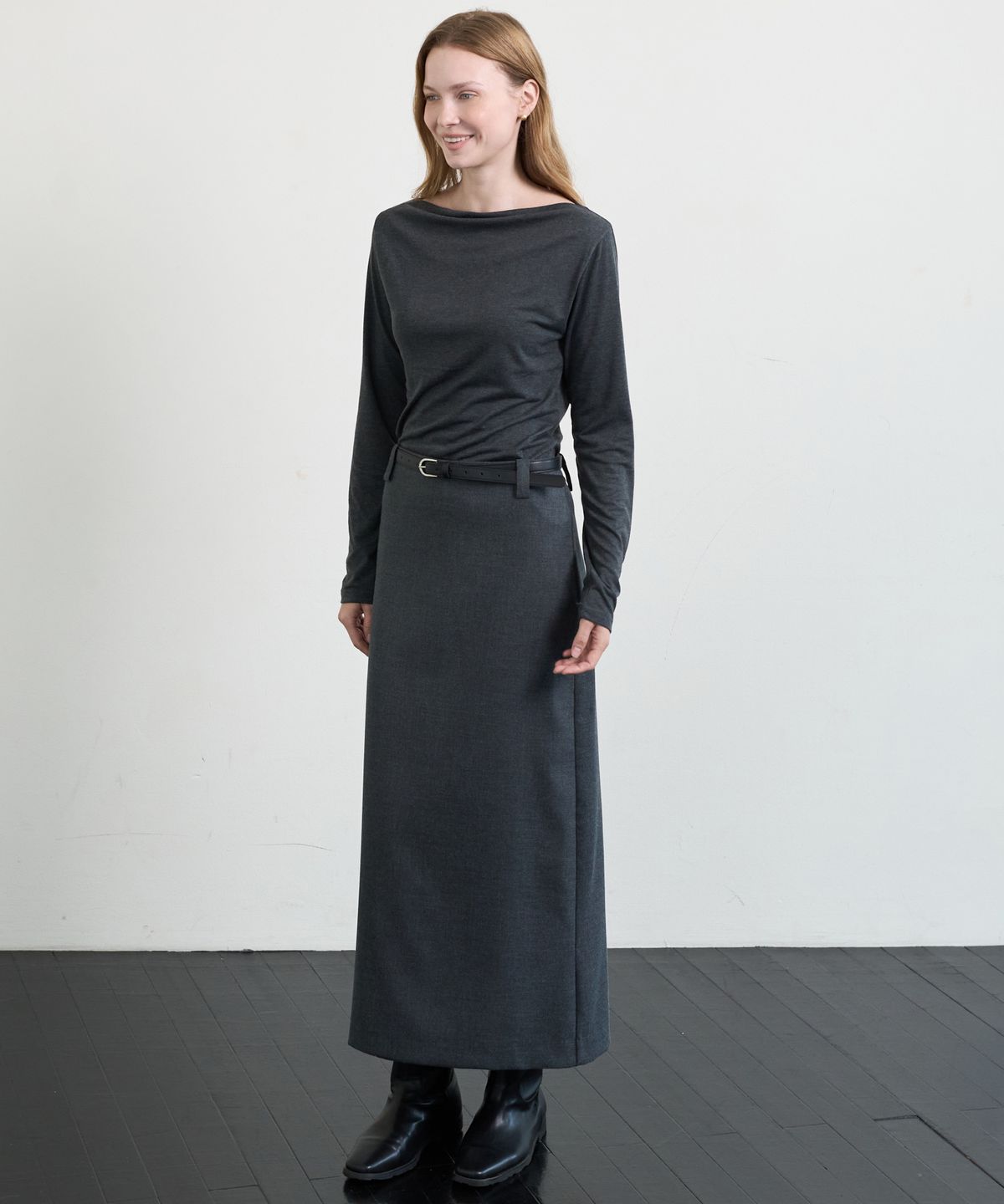 누토프(NUTOFFE) Column Skirt_Charcoal