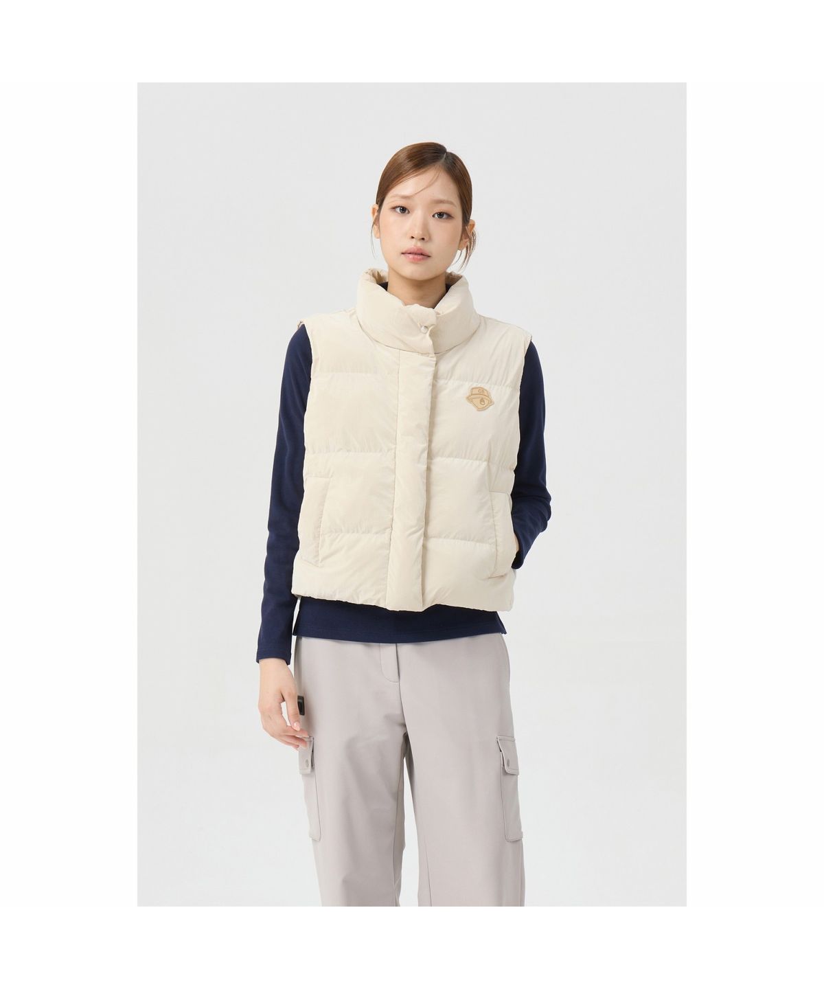 골든베어(GOLDEN BEAR) (여성) Padded Volume Vest G5VAW26203BEX