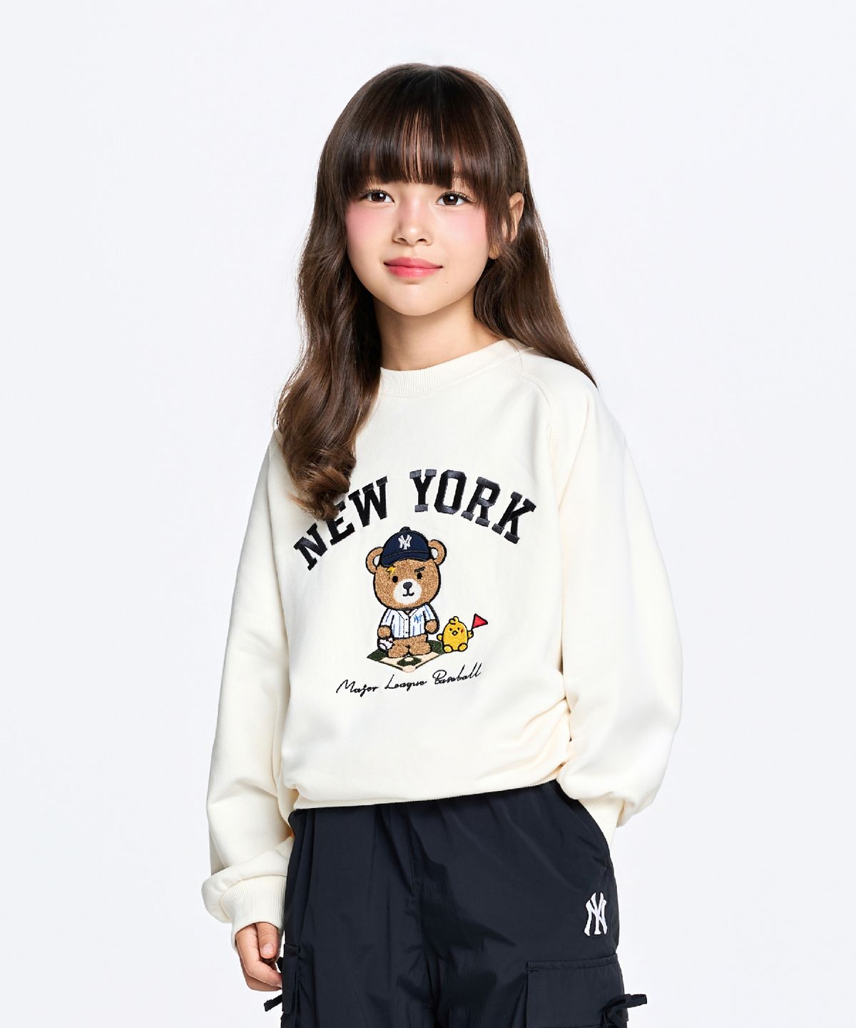 엠엘비 키즈(MLB KIDS) 스포티브 프렌즈 캐릭터 기모 맨투맨 NY (Cream)