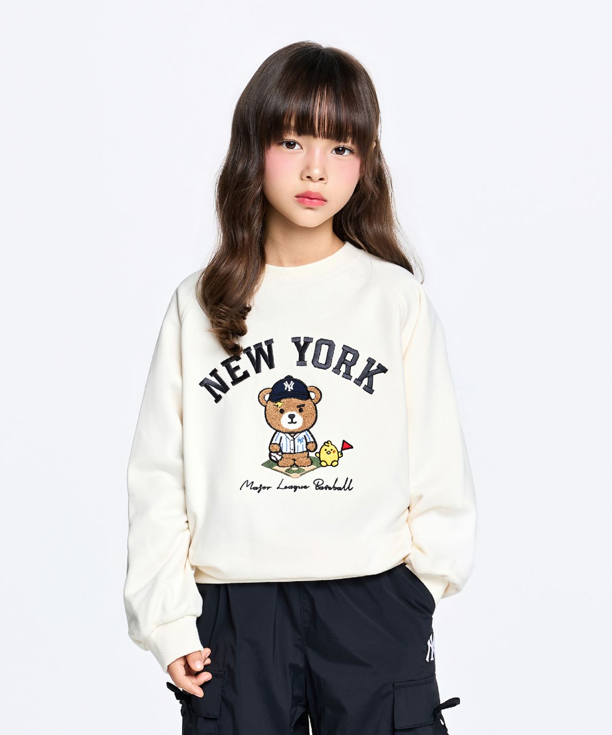 엠엘비 키즈(MLB KIDS) 스포티브 프렌즈 캐릭터 기모 맨투맨 NY (Cream)