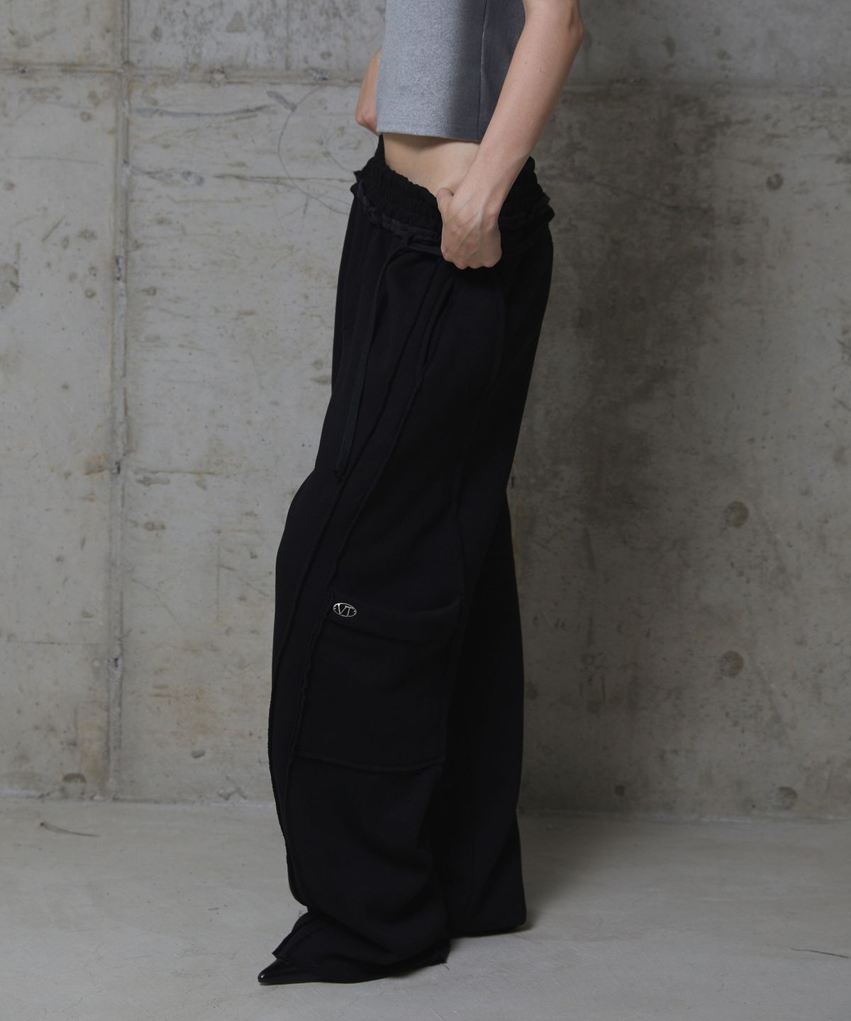 분트(VOONT) Utility Pocket Wide Pants (BLACK)