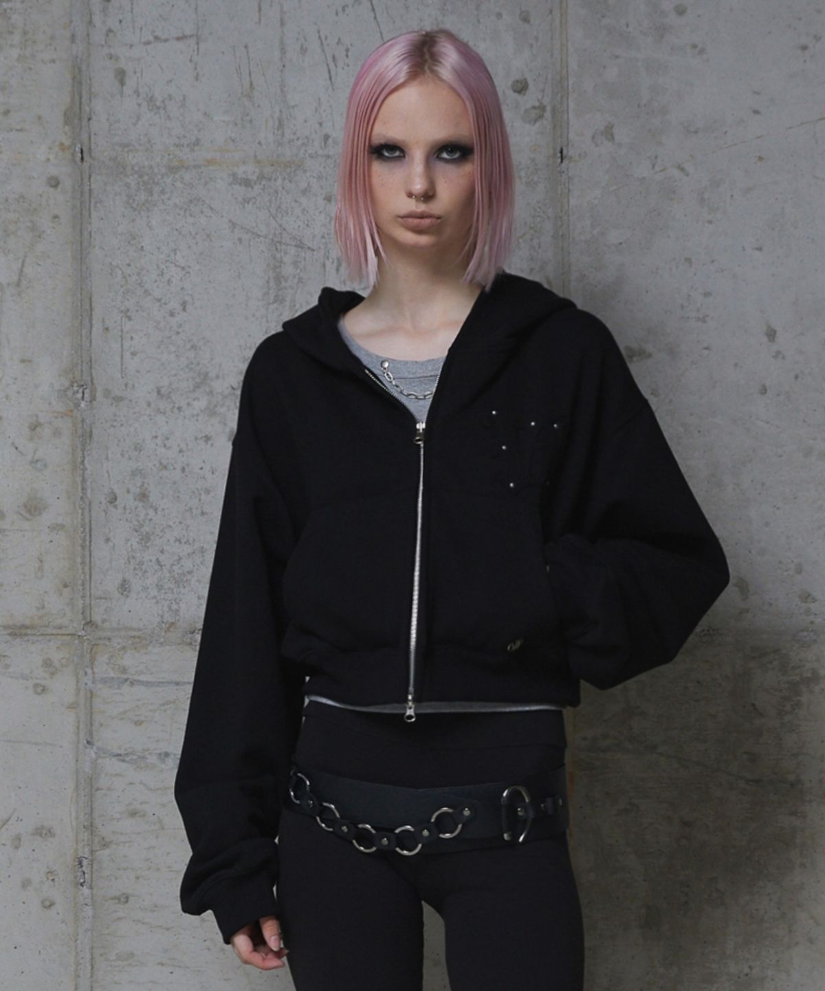 분트(VOONT) Faded Patch Hood Zip-Up (BLACK)