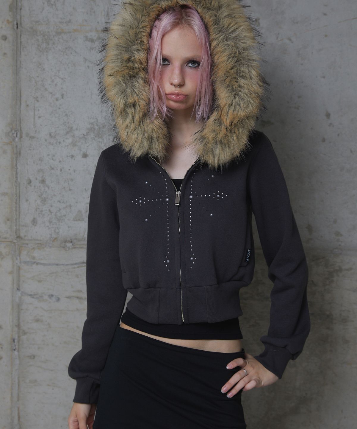 분트(VOONT) Slim Fit Fur Trimming Hood Zip-Up (DARK GRAY)
