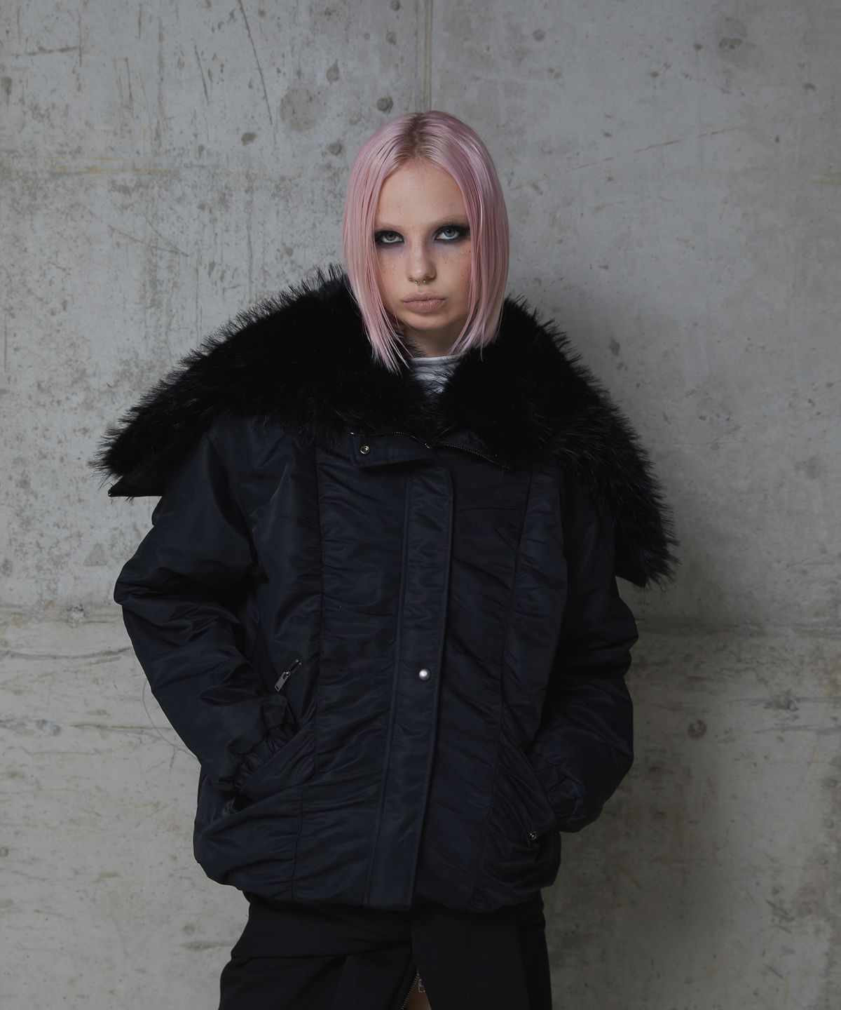 분트(VOONT) Shadow Fur Hood Jacket (BLACK)