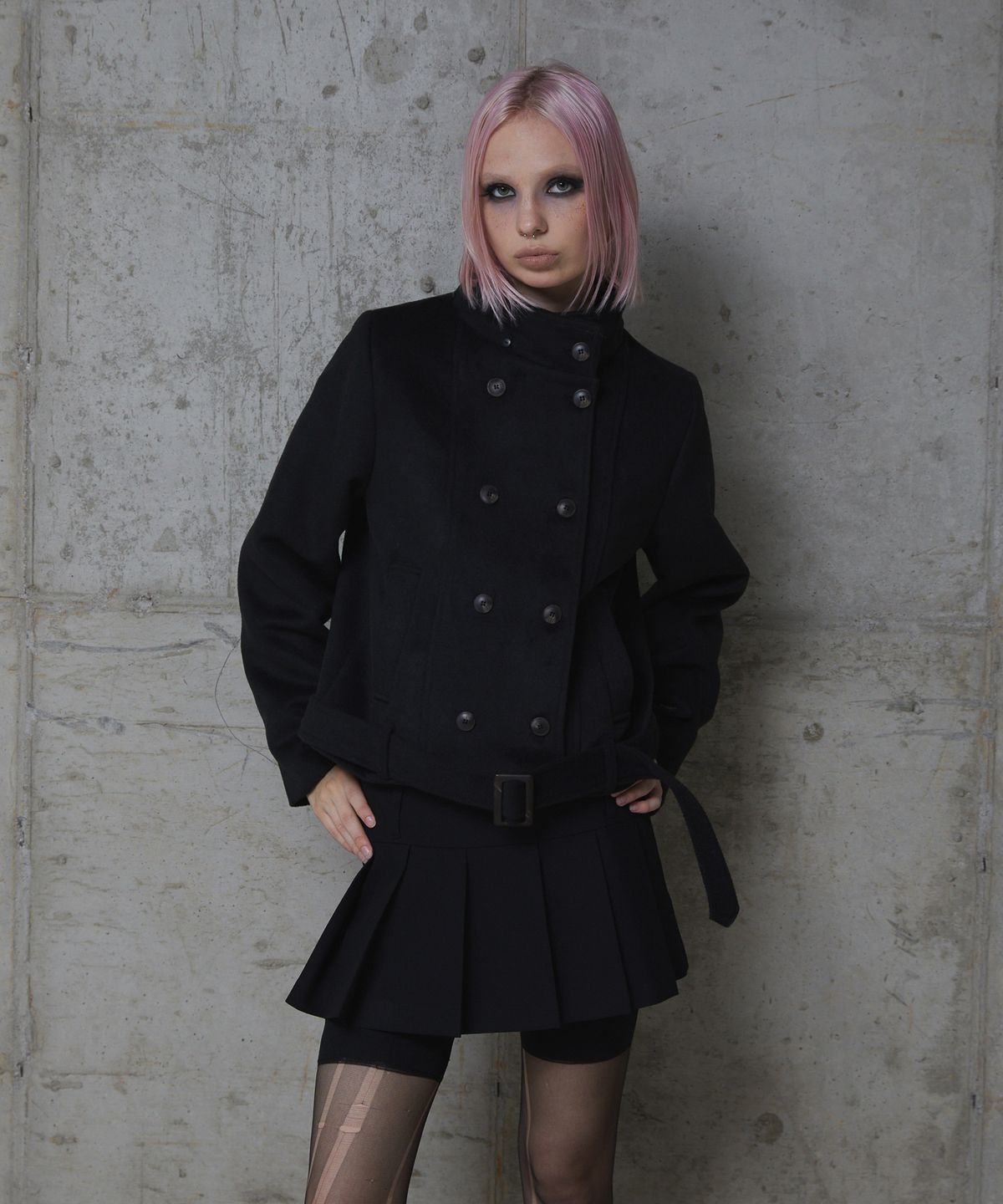 분트(VOONT) Double Hood Shearling Cropped Coat (BLACK)