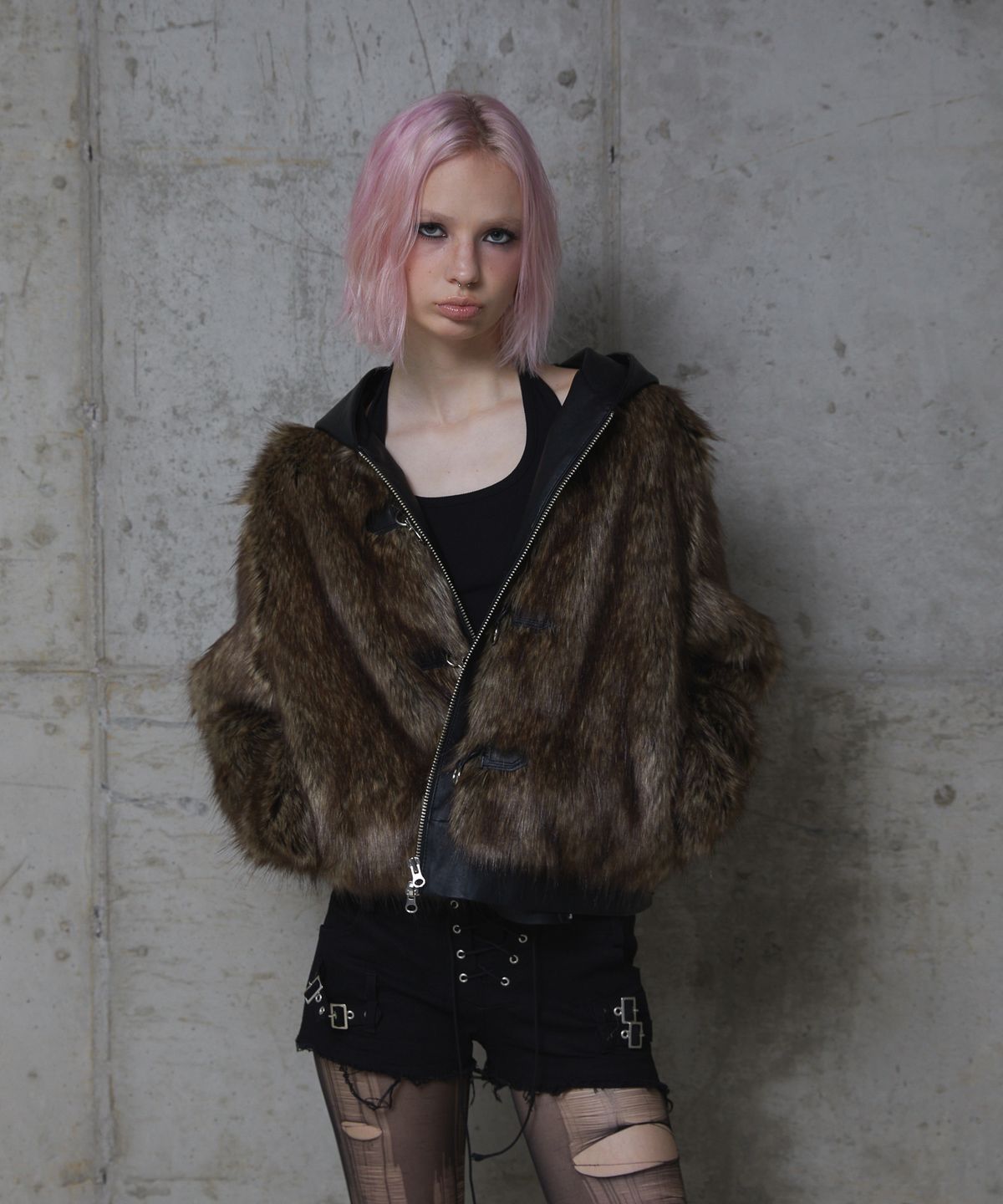 분트(VOONT) Fuzzy Leather Fur Hood Zip-Up (BROWN)