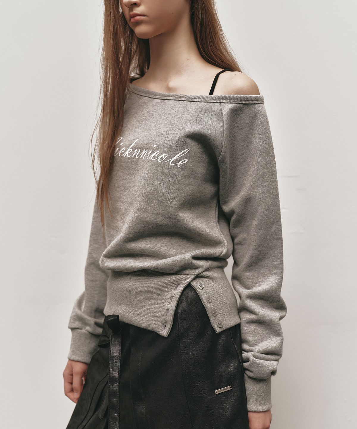 닉앤니콜(NICK&NICOLE) NICOLE SLIT SWEATSHIRT_MELANGE