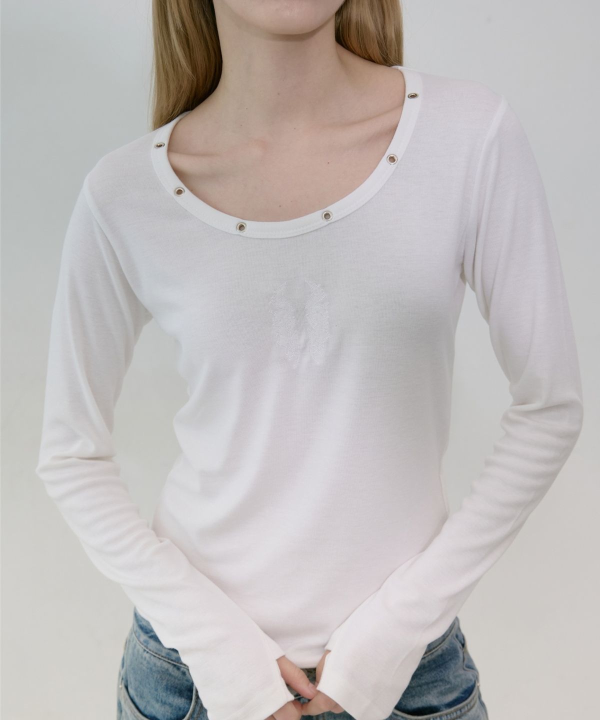 레킴(LEKIM) LWE EYELET LONG SLEEVE (화이트)