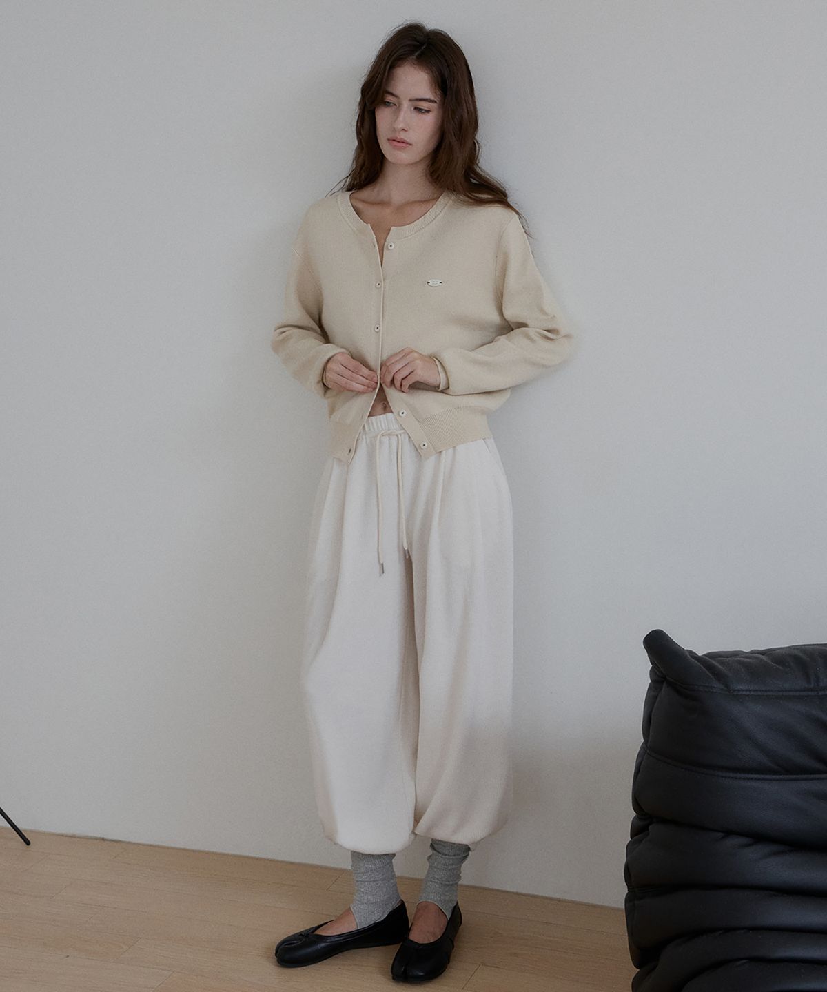로브로브(LOVLOV) 웜 립 하렘 팬츠_(2color)