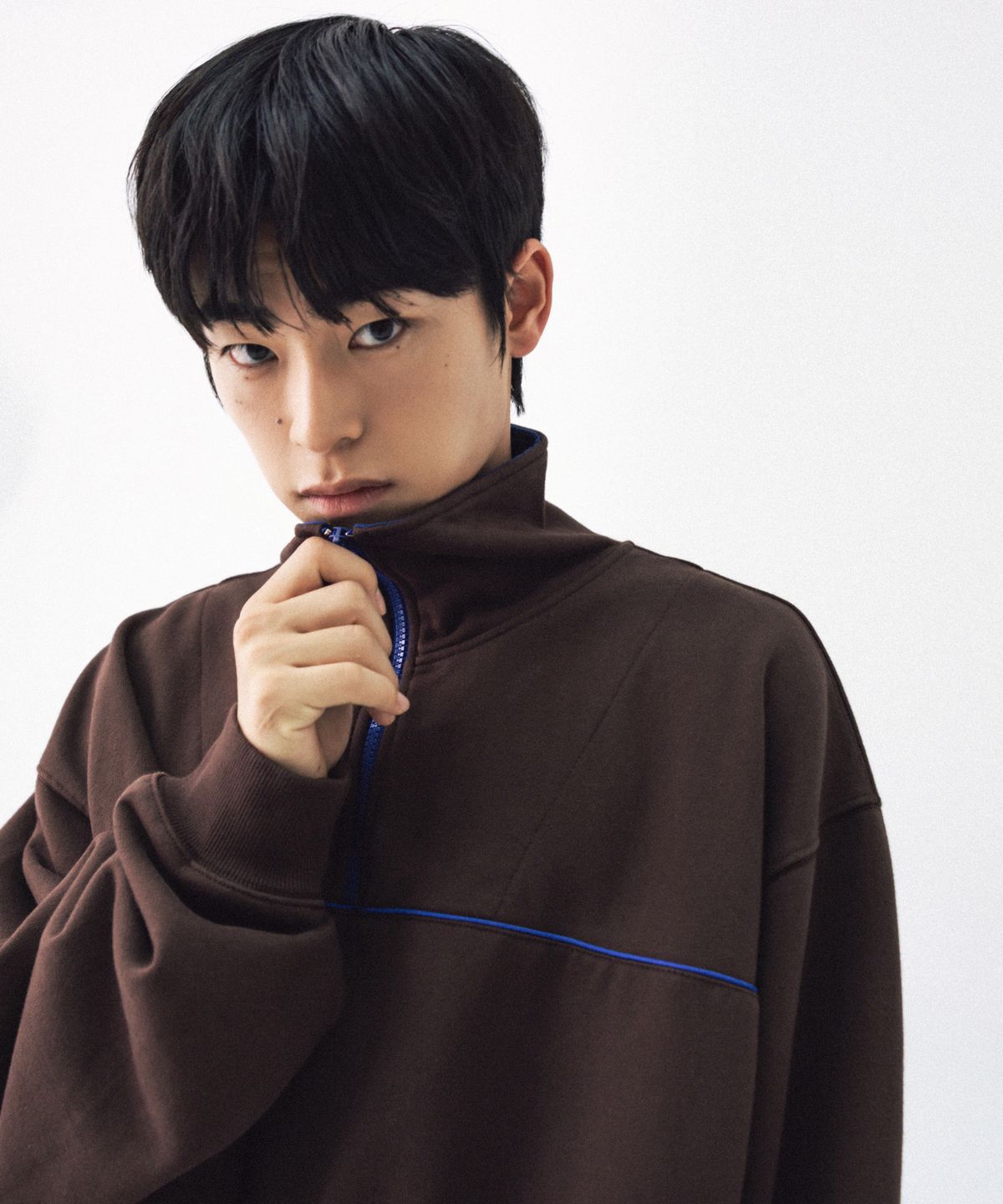 앵글런(ANGLAN) Color Line Sweat Half-Zip - Brown