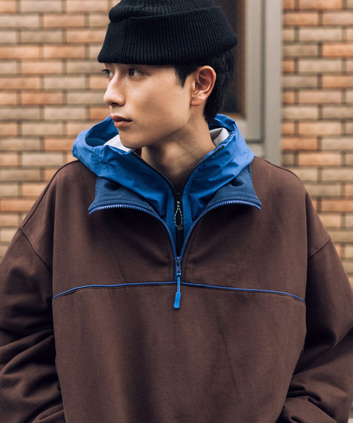 앵글런(ANGLAN) Color Line Sweat Half-Zip - Brown