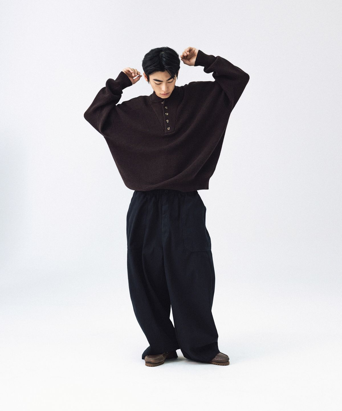 앵글런(ANGLAN) Military Button Knit Pullover - Brown