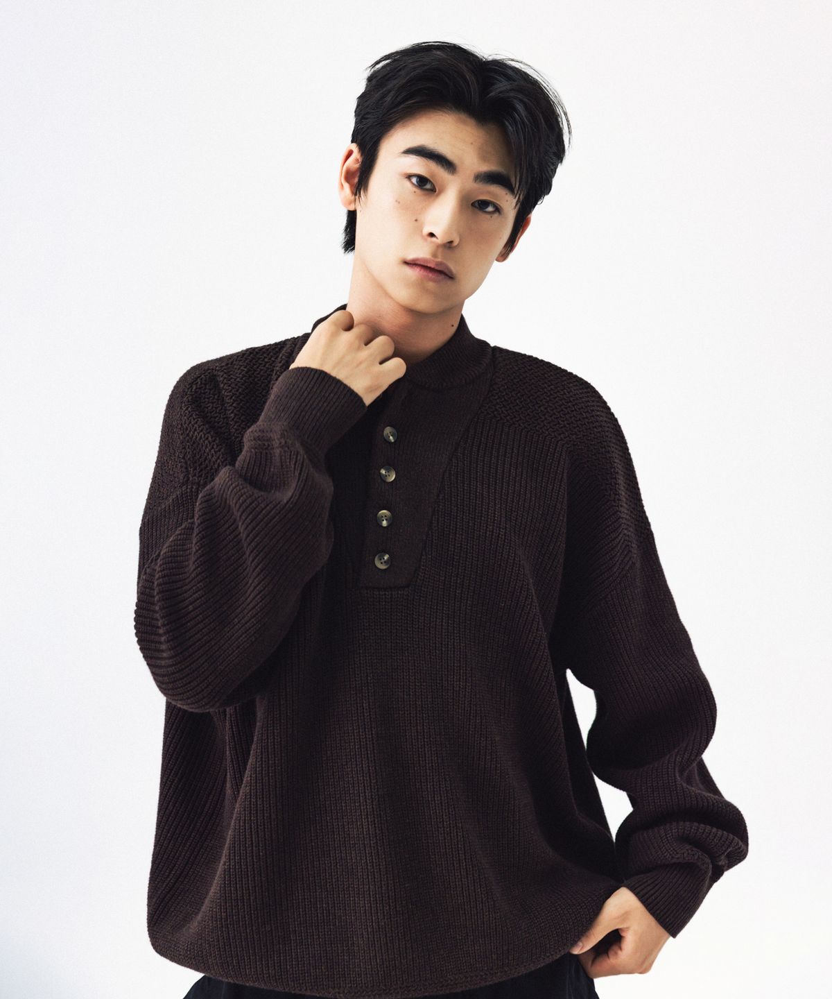 앵글런(ANGLAN) Military Button Knit Pullover - Brown