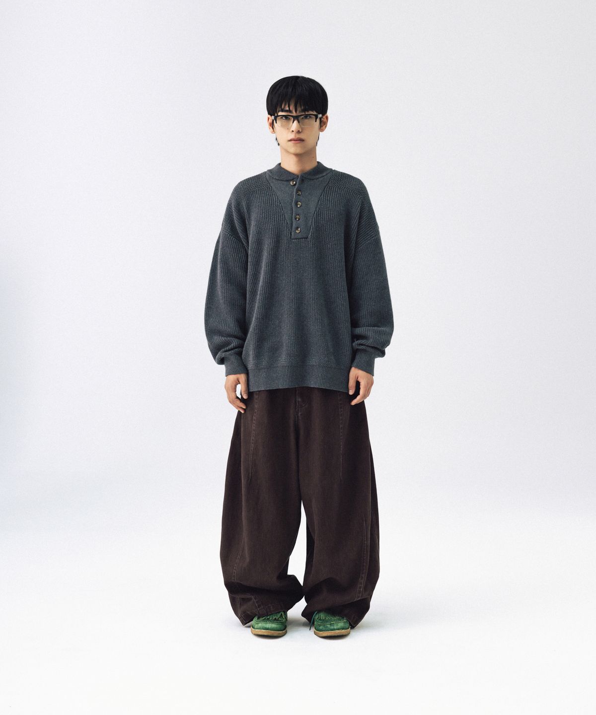 앵글런(ANGLAN) Military Button Knit Pullover - Charcoal