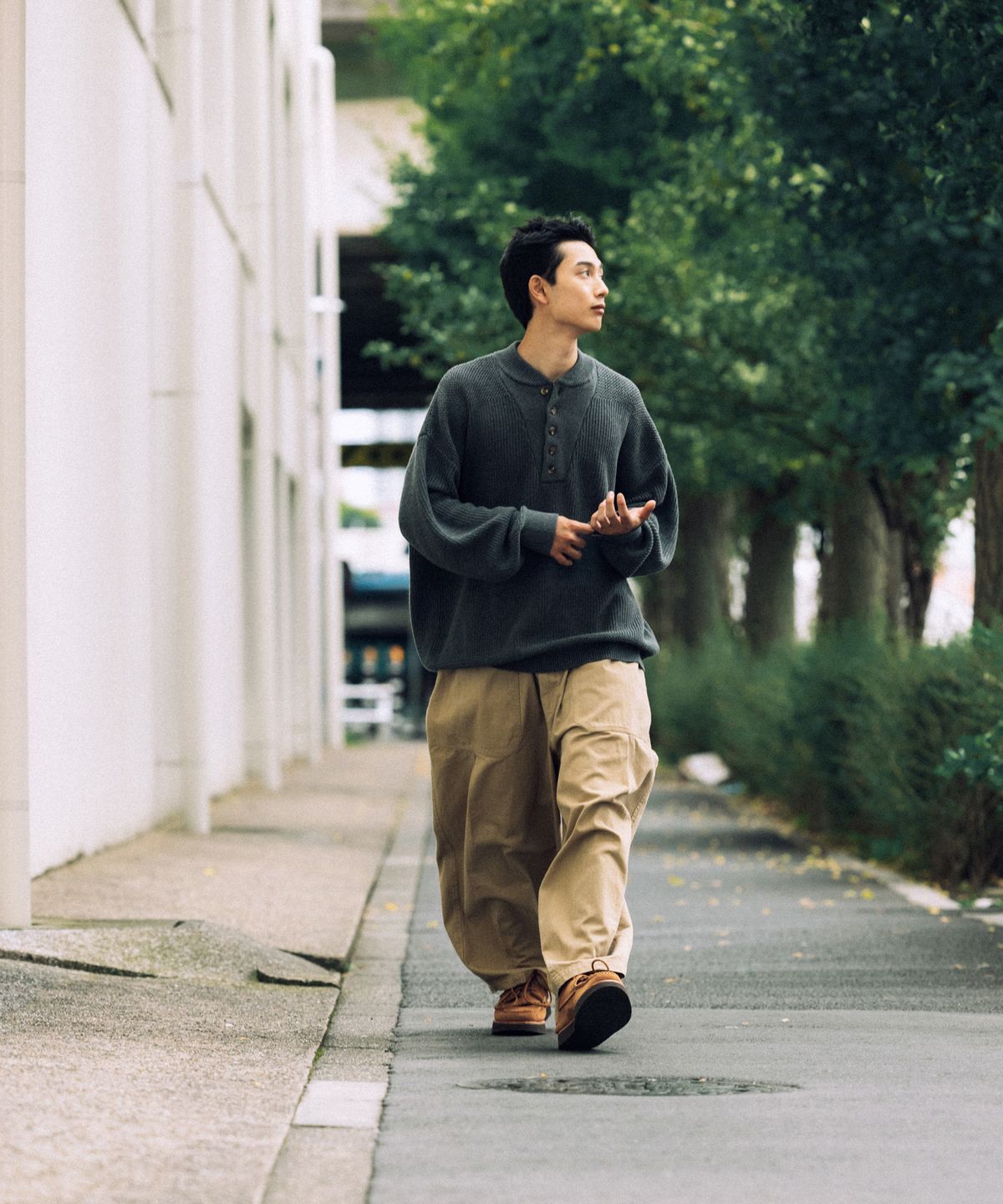 앵글런(ANGLAN) Military Button Knit Pullover - Charcoal