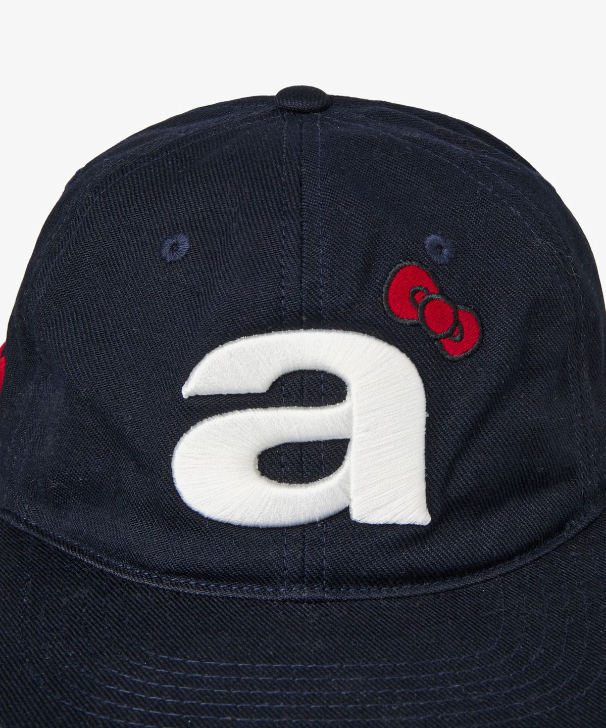 에이이에이이(AEAE) HELLO KITTY ON MY WAY TO DANIEL STAR CAP [NAVY]