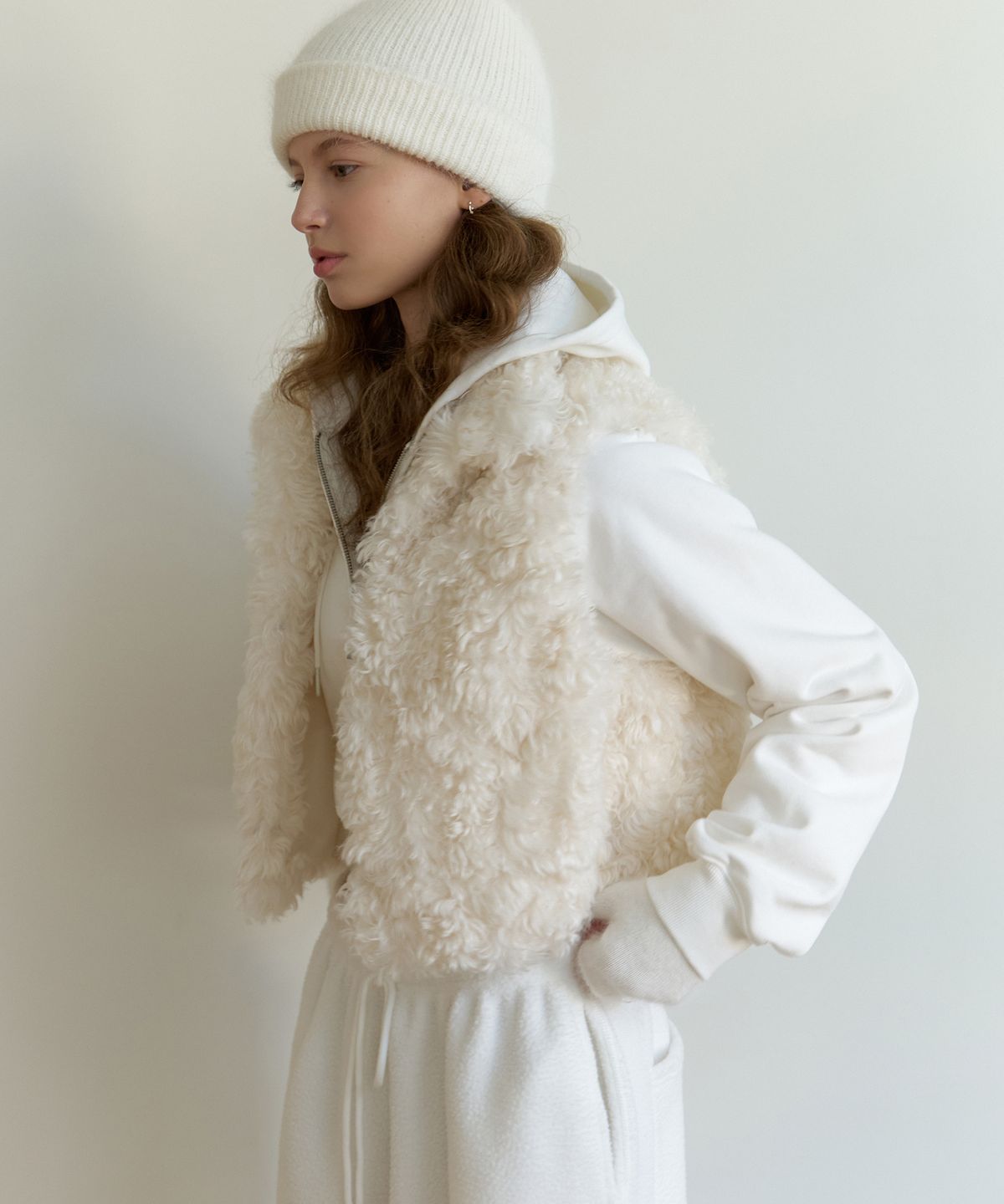리엘(RE L) Popo fur vest (ivory)