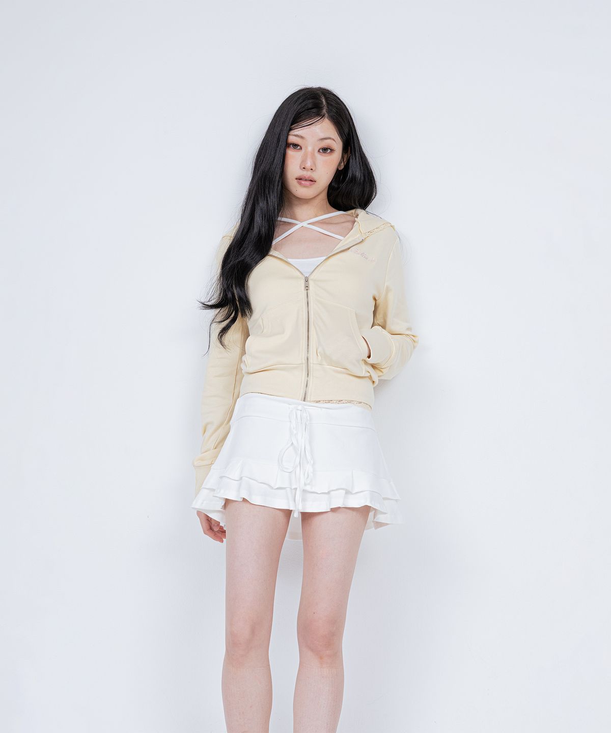 벨리아르(BELLIALEU) BELLA HOOD ZIP UP LEMON YELLOW