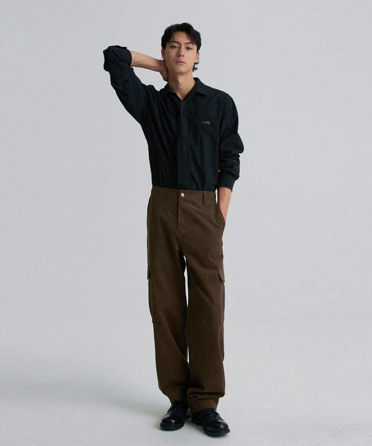 리이 맨(RERHEE MEN) FLAP POCKET SUADE CARPENTER PANTS
