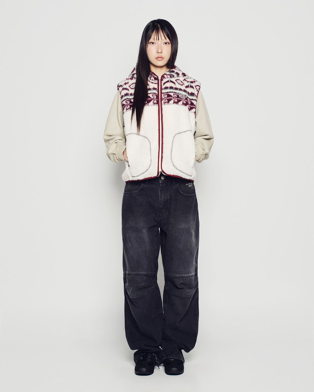 아크메드라비(ACME DE LA VIE) WOMAN FLEECE HOODIE VEST [IVORY]