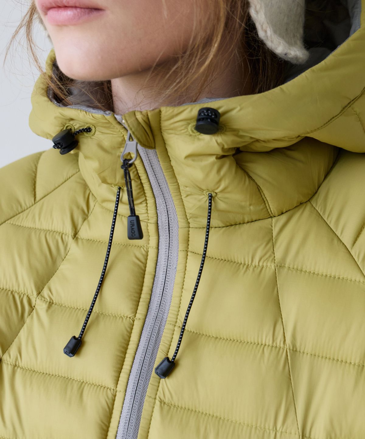 유라고(URAGO) Lightweight hooded puffer jacket_Light gray