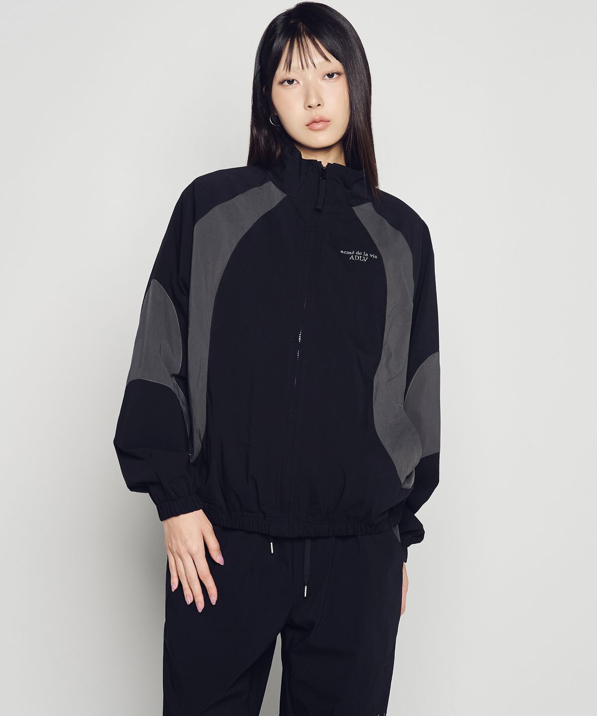 아크메드라비(ACME DE LA VIE) NYLON COLOR BLOCK JOGGER PANTS [BLACK]