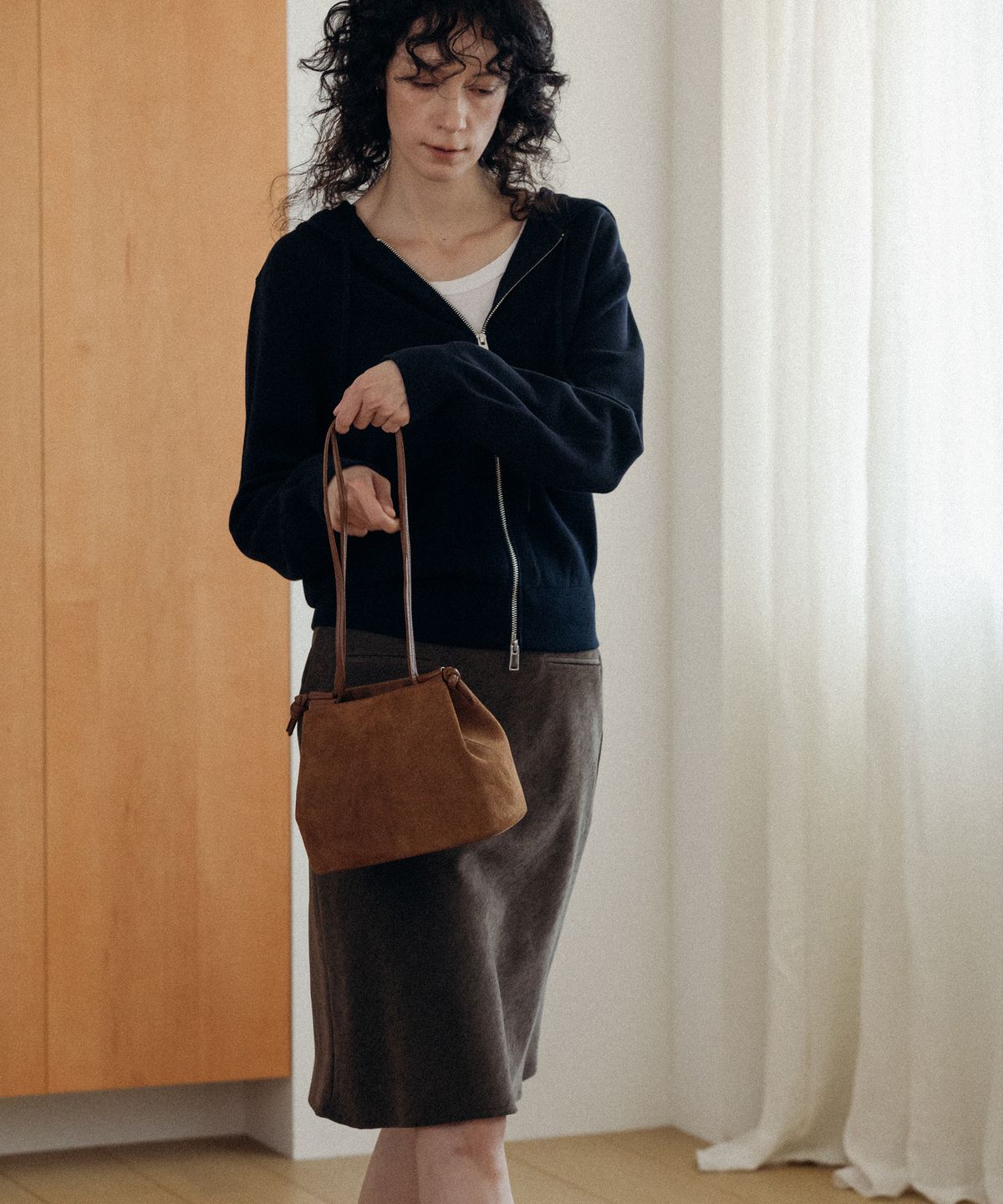 아호르(AHORE) Draw Peanut Suede
