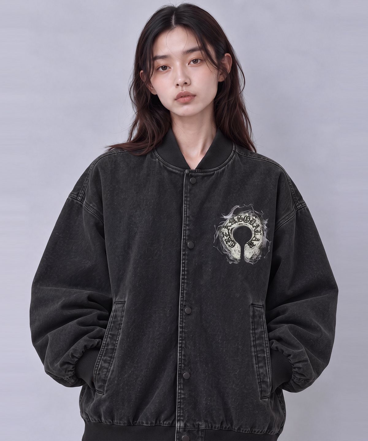 크림소다랩(CREAM SODA LAB) 써클 자수 스타디움 자켓 블랙