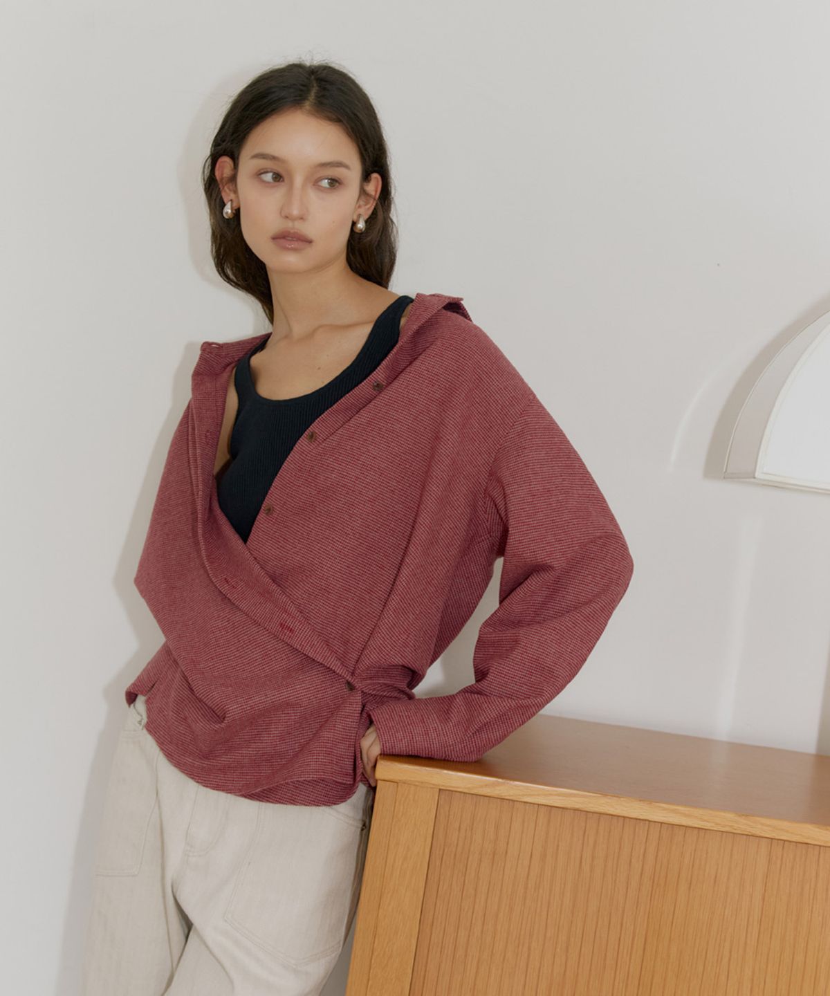 닌닛(NINNIT) 2way pincheck wrap blouse (RED)