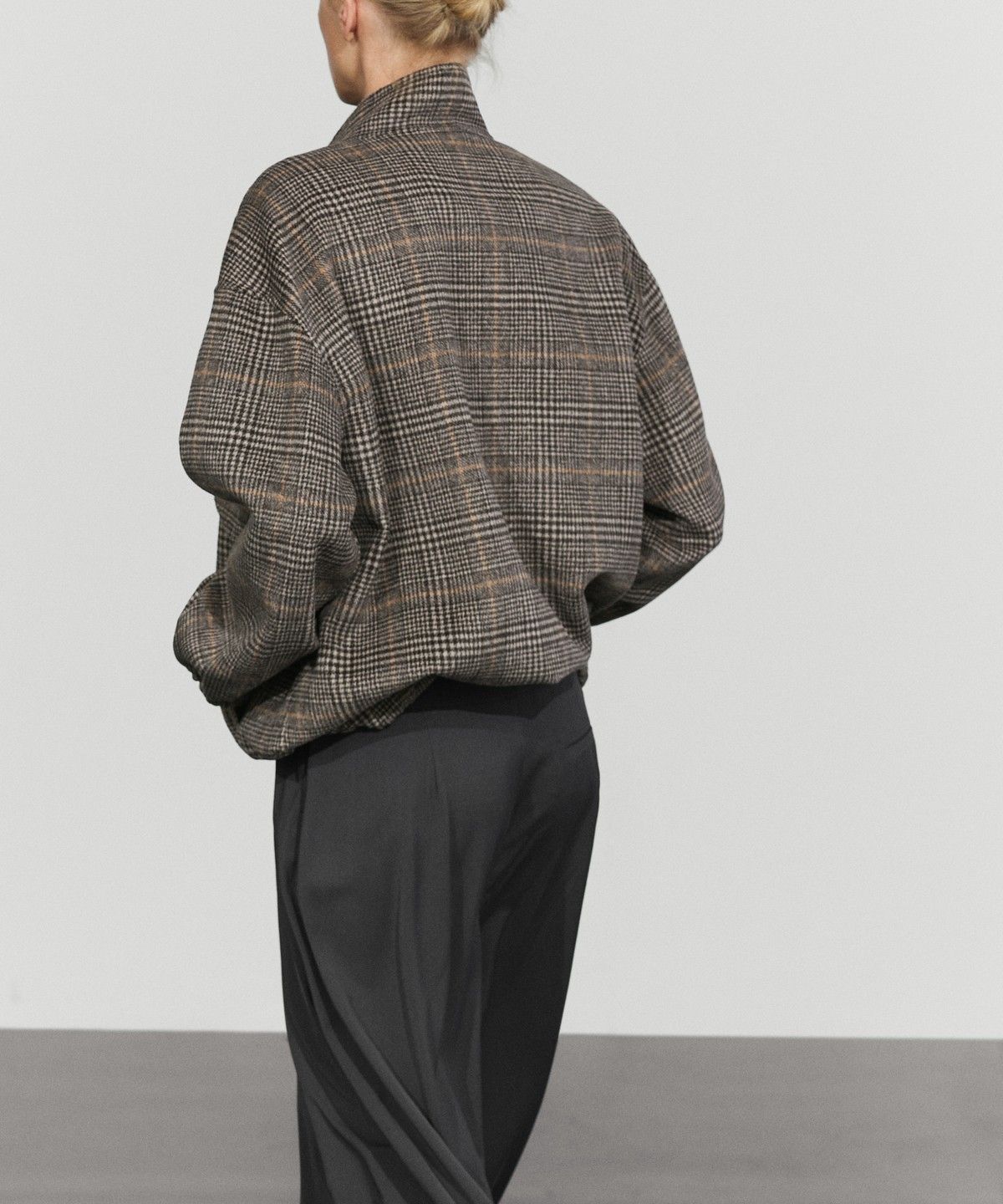 마시모두띠(MASSIMO DUTTI) 체크 봄버 자켓