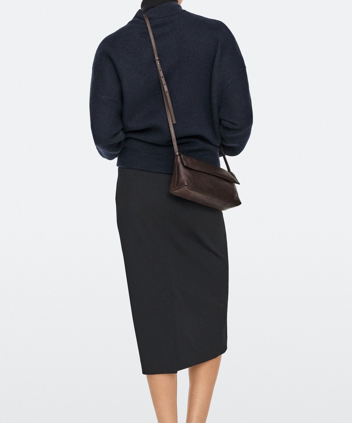 마시모두띠(MASSIMO DUTTI) 나파 레더 크로스백