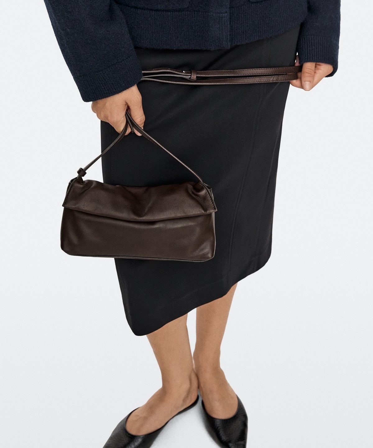 마시모두띠(MASSIMO DUTTI) 나파 레더 크로스백