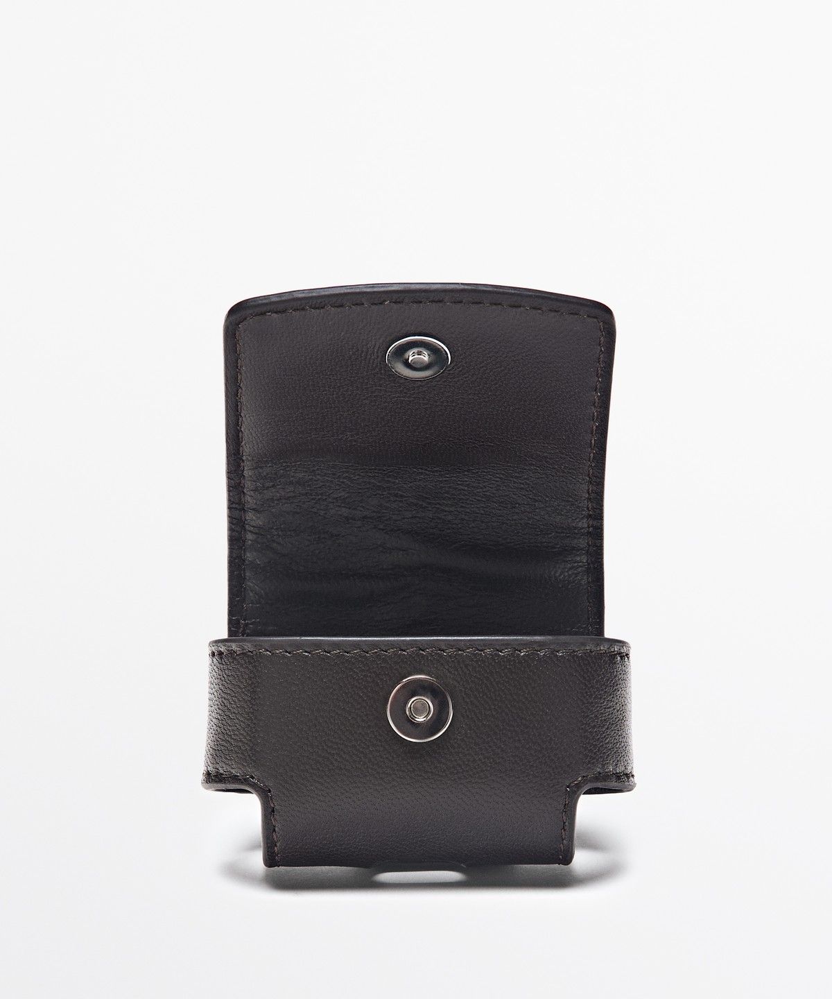 마시모두띠(MASSIMO DUTTI) 나파 가죽 AirPods 케이스