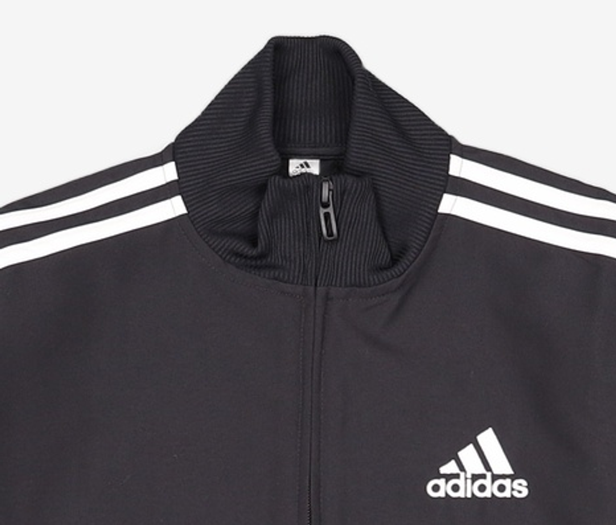 아디다스(ADIDAS) 에어로레디 에센셜 레귤러 핏 3-스트라이프 트랙 수트 GK9950 S