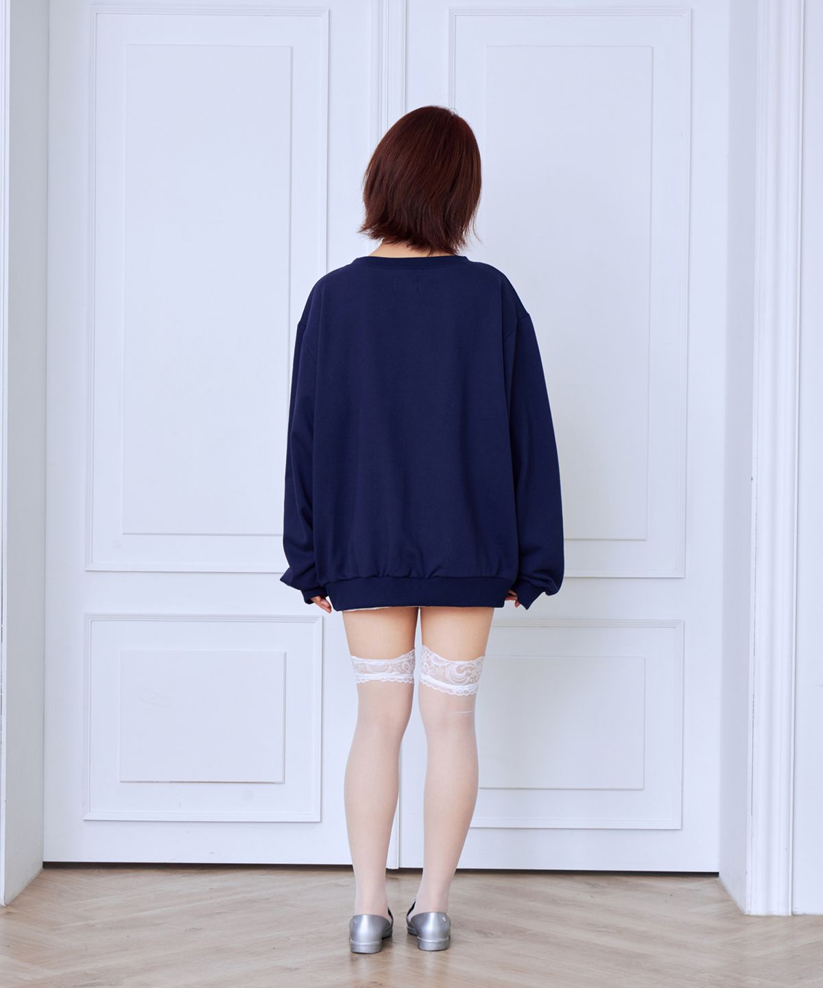 혼쿄(HONKYO) Lacey Wide Lullaby Sweatshirt