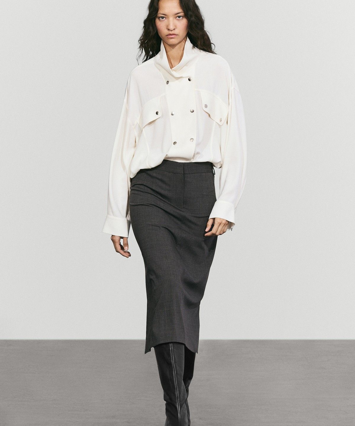 마시모두띠(MASSIMO DUTTI) 울 스트레이트 미디 스커트