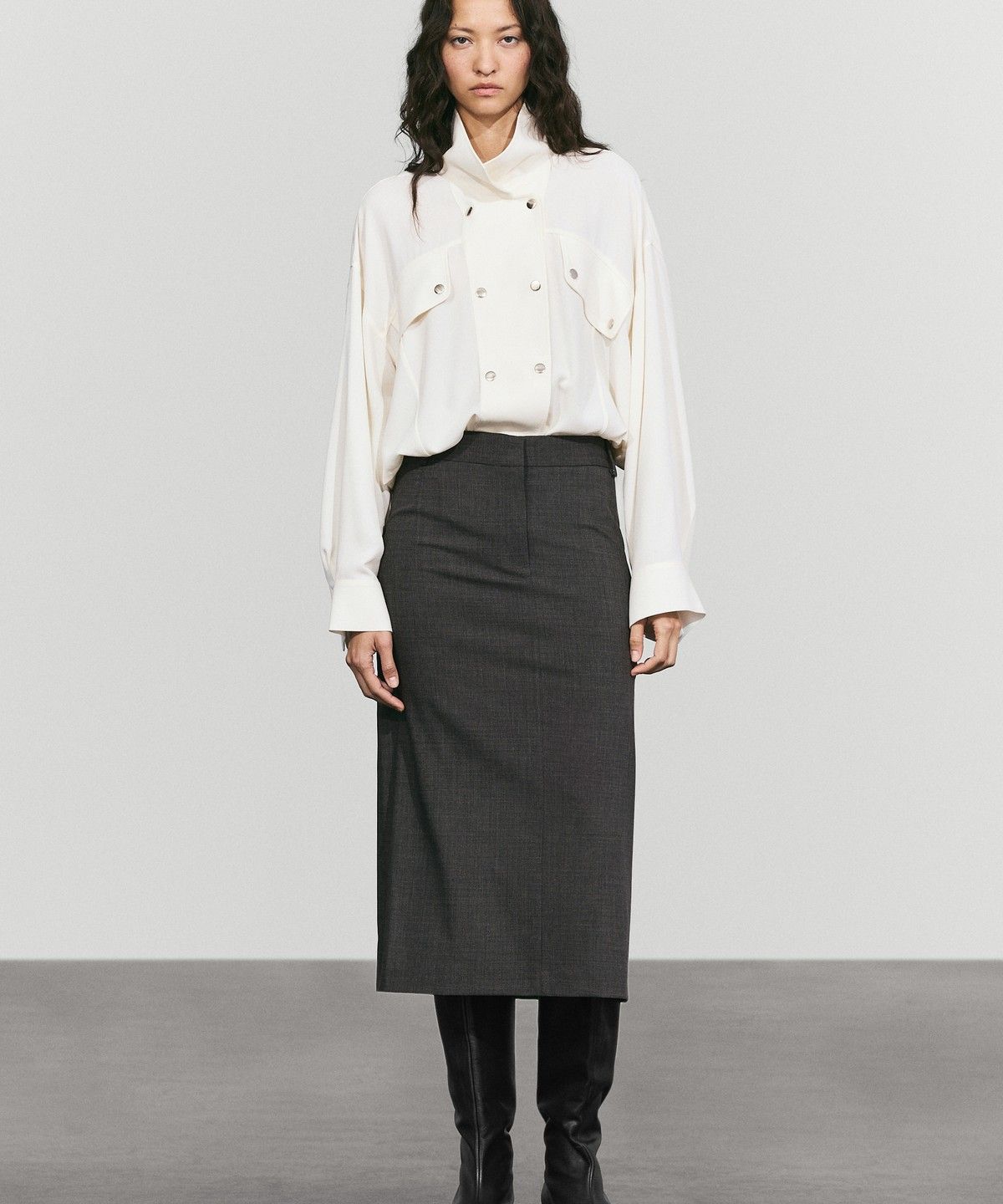 마시모두띠(MASSIMO DUTTI) 울 스트레이트 미디 스커트