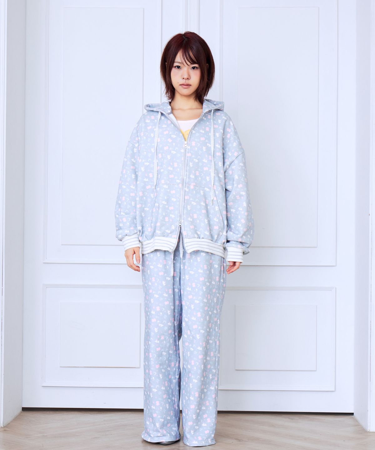 혼쿄(HONKYO) Winter Nap Mouse Hoodie