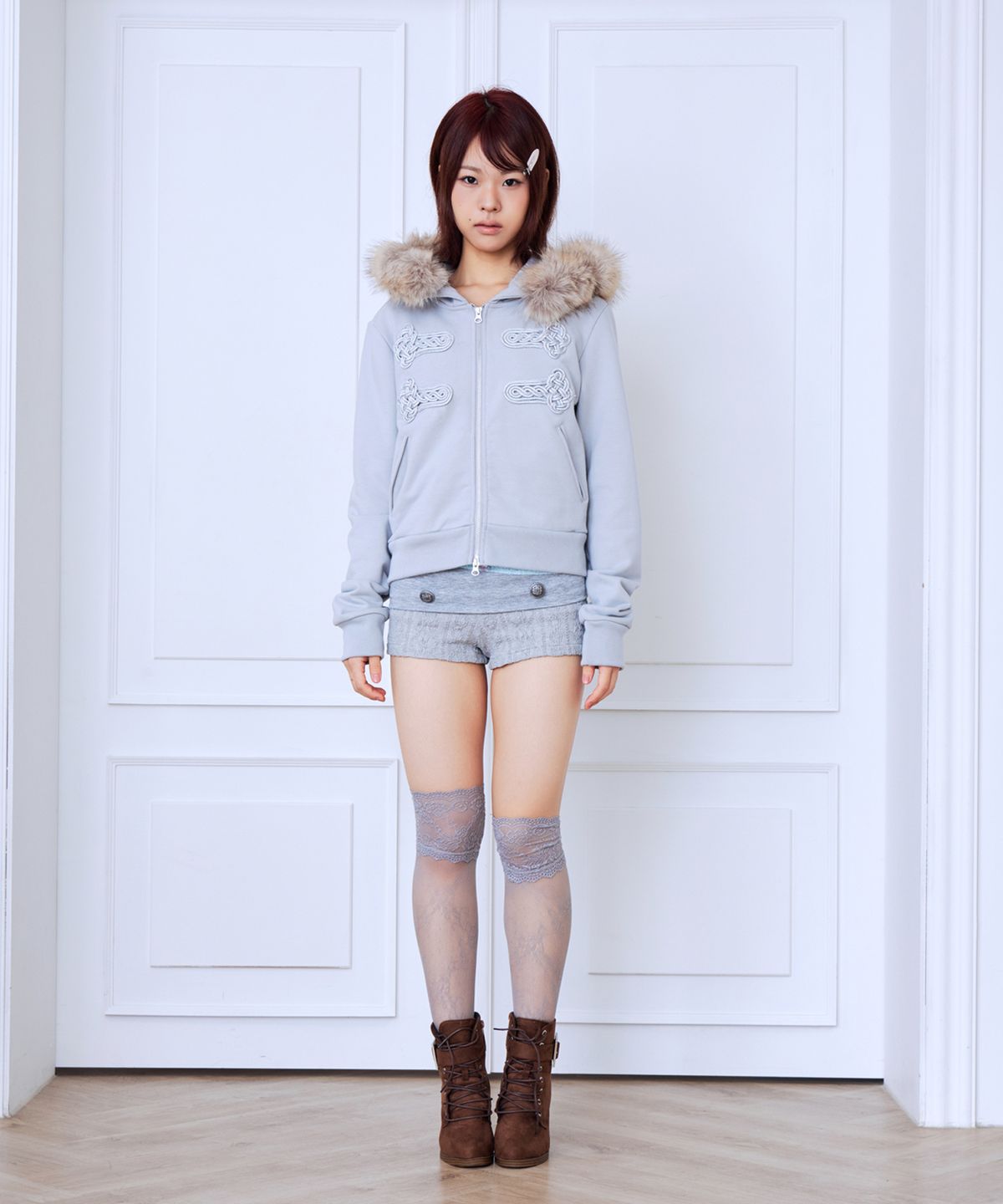 혼쿄(HONKYO) Napoleon Detachable Fur Hoodie