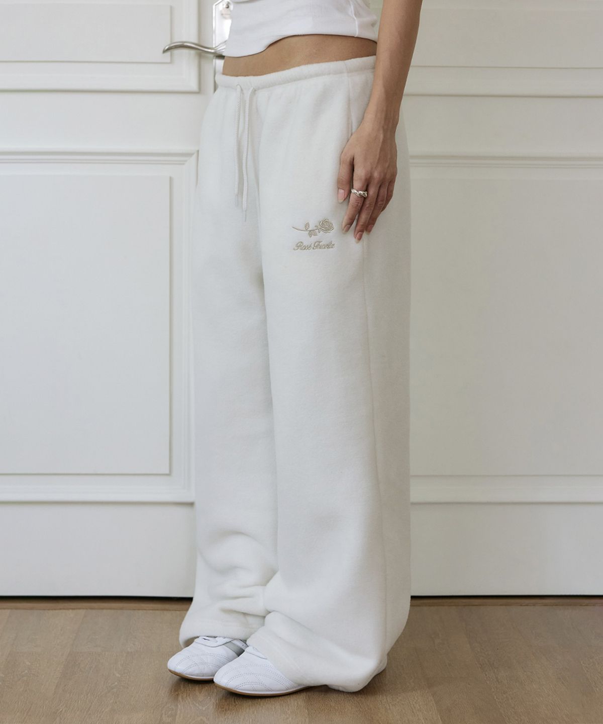 로제프란츠(ROSEFRANTZ) Fleece Wide-Leg Sweatpants [Ivory]