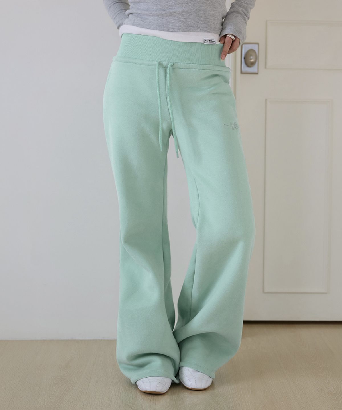 로제프란츠(ROSEFRANTZ) Wide Waistband Fleece Bootcut Pants [Mint]
