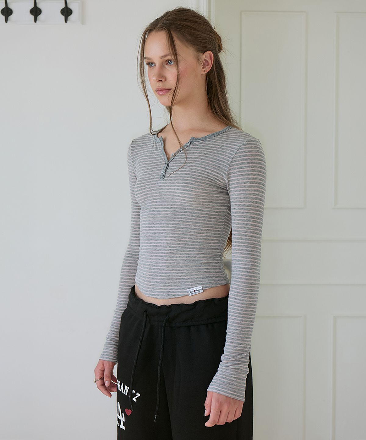 로제프란츠(ROSEFRANTZ) Striped Wool Henley Long Sleeve [Gray]