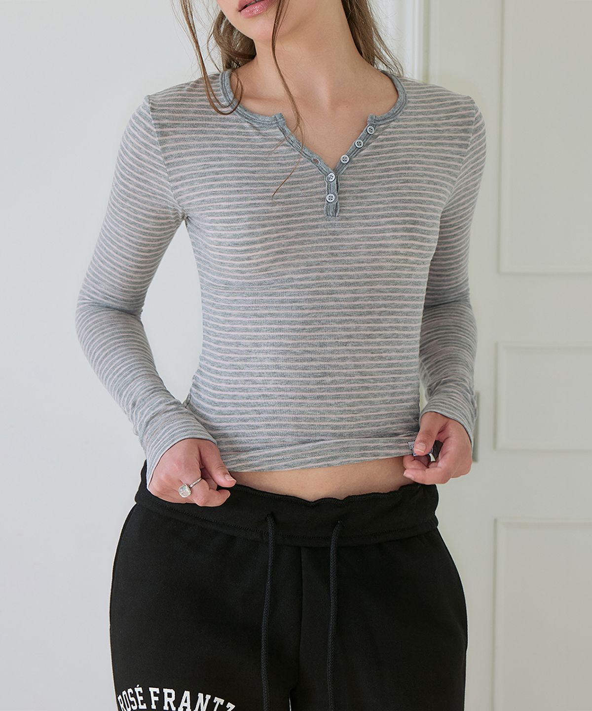 로제프란츠(ROSEFRANTZ) Striped Wool Henley Long Sleeve [Gray]