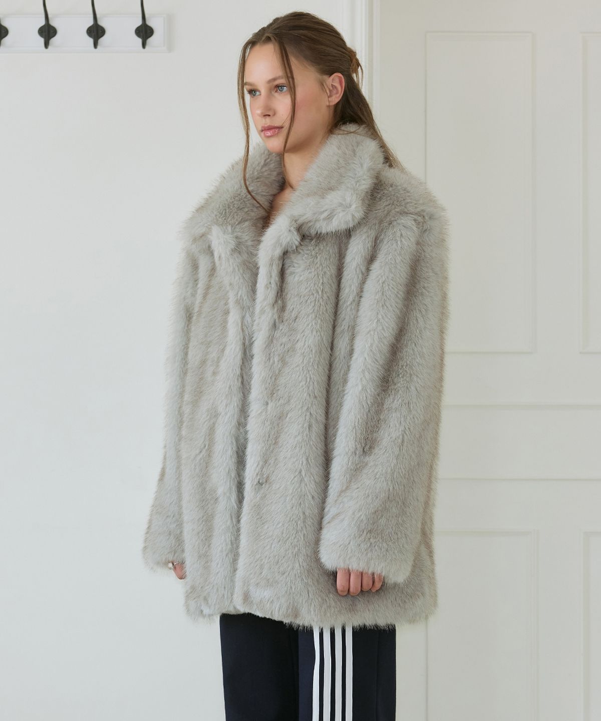 로제프란츠(ROSEFRANTZ) High-Neck Fur Half Coat [Gray]